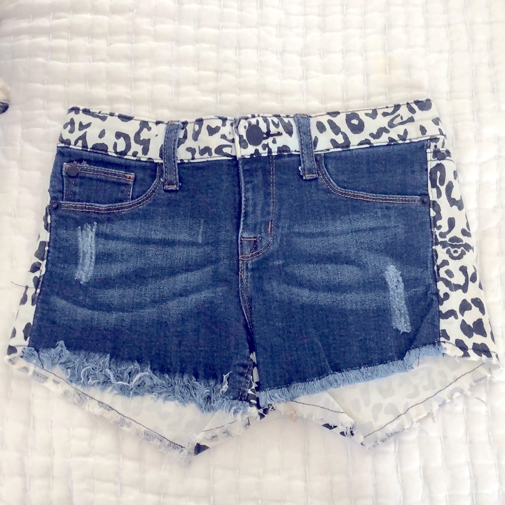 Hudson Jean shorts in leopard & blue Jean
